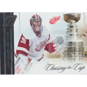 2010-11 ZENITH - JIMMY HOWARD #3 CHASING THE CUP