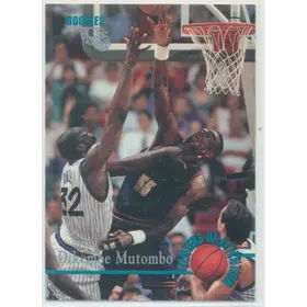 1995 Classic Rookies - Dikembe Mutombo #106 Centers of Attention