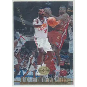 1995-96 SP Championship Series - Loy Vaught #129 Race for the Playoffs