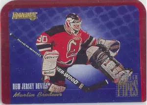 1995-96 DONRUSS - MARTIN BRODEUR #5 BETWEEN THE PIPES