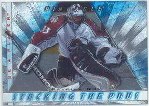 1997-98 BE A PLAYER - PATRICK ROY #4 STACKING THE PADS