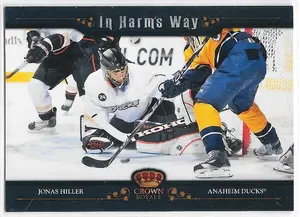 2011-12 Crown Royale In Harm's Way #18 Jonas Hiller