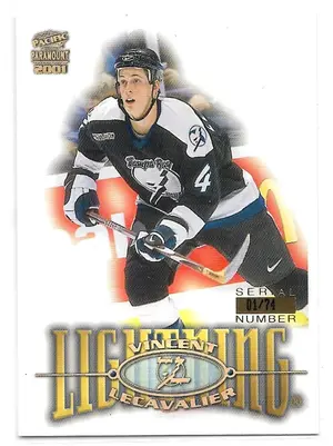 2000-01 Paramount Holo-Gold #22 Vincent Lecavalier (01/74)