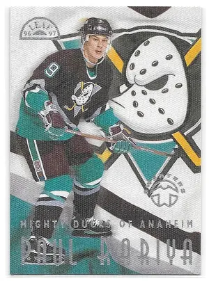 1996-97 Leaf Sweaters Home #5 Paul Kariya (0324/1000)