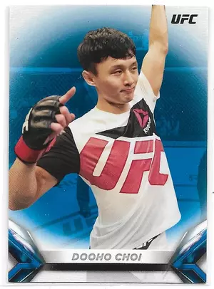 2018 Topps UFC Knockout Blue #91 Dooho Choi (01/99)