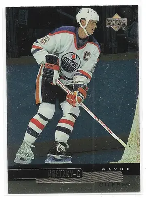 1999-00 UD Gold Reserve #5 Wayne Gretzky