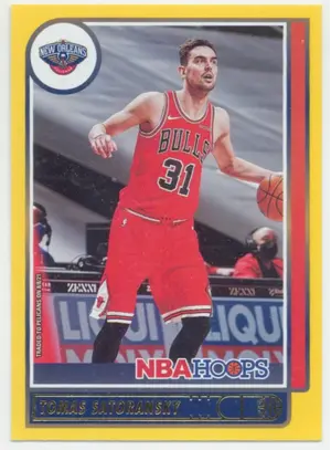 2021-22 NBA Hoops - Tomas Satoransky #75 Yellow Parallel