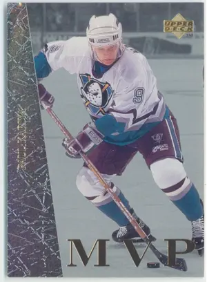 1996-97 COLLECTOR'S CHOICE - PAUL KARIYA #UD10 MVP