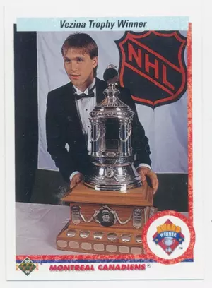 1990-91 UPPER DECK - PATRICK ROY #207 AWARD WINNER