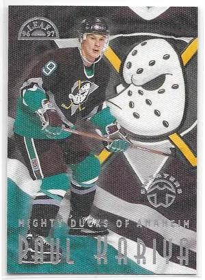 1996-97 Leaf Sweaters Away #5 Paul Kariya (1771/5000)