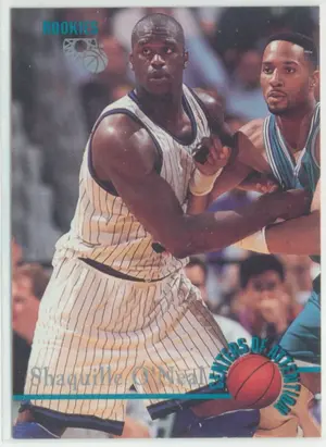 1995 Classic Rookies - Shaquille O'Neal #105 Centers of Attention