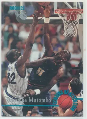 1995 Classic Rookies - Dikembe Mutombo #106 Centers of Attention