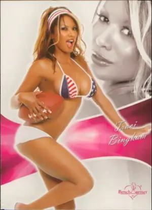 2011 Benchwarmer Bubblegum - Traci Bingham #30