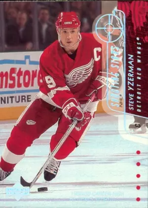 2002-03 UPPER DECK - STEVE YZERMAN #SS7 SHOOTING STARS