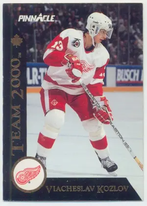 1992-93 PINNACLE (CDN) - VIACHESLAV KOZLOV #13 TEAM 2000⚠️