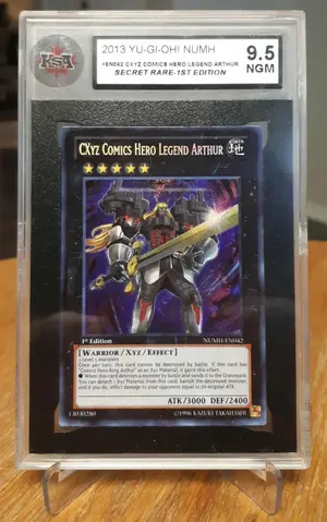 2013 Yu-Gi-Oh! Number Hunters #NUMH-EN042 CXyz Comics Hero Legend Arthur (Secret Rare, 1st Edition) (KSA 9.5 NGM)